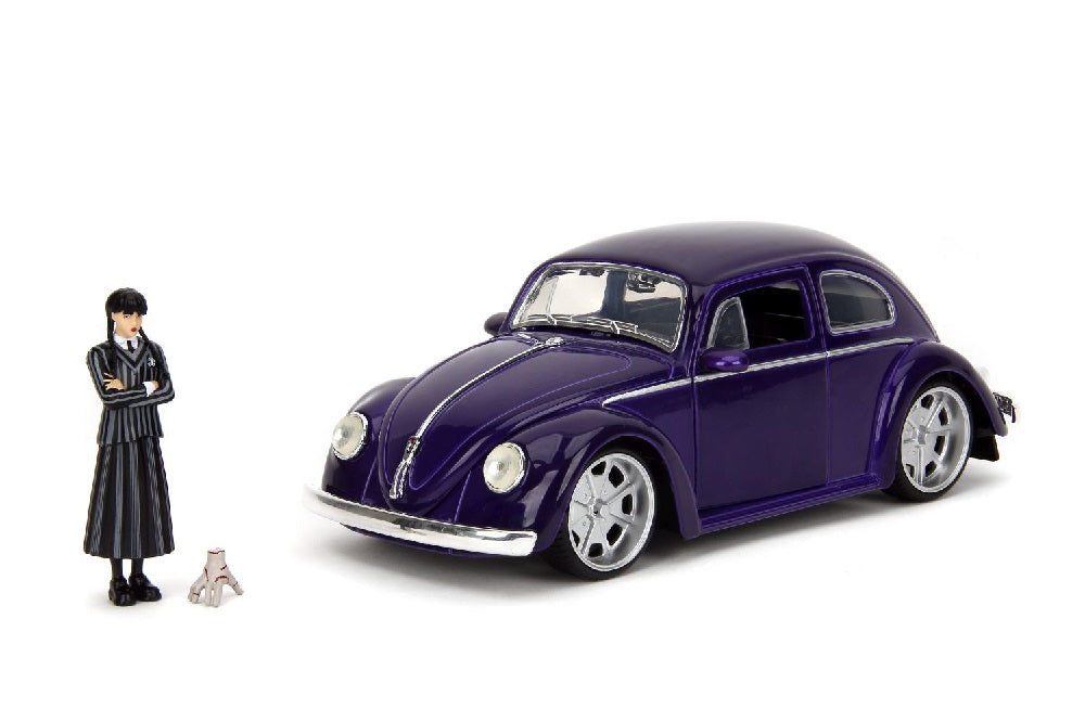 Woensdag: Volkswagen Kever uit 1972 met woensdagfiguur