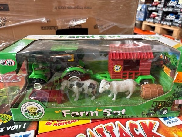 Farm Set Tractor Trailer & Animals