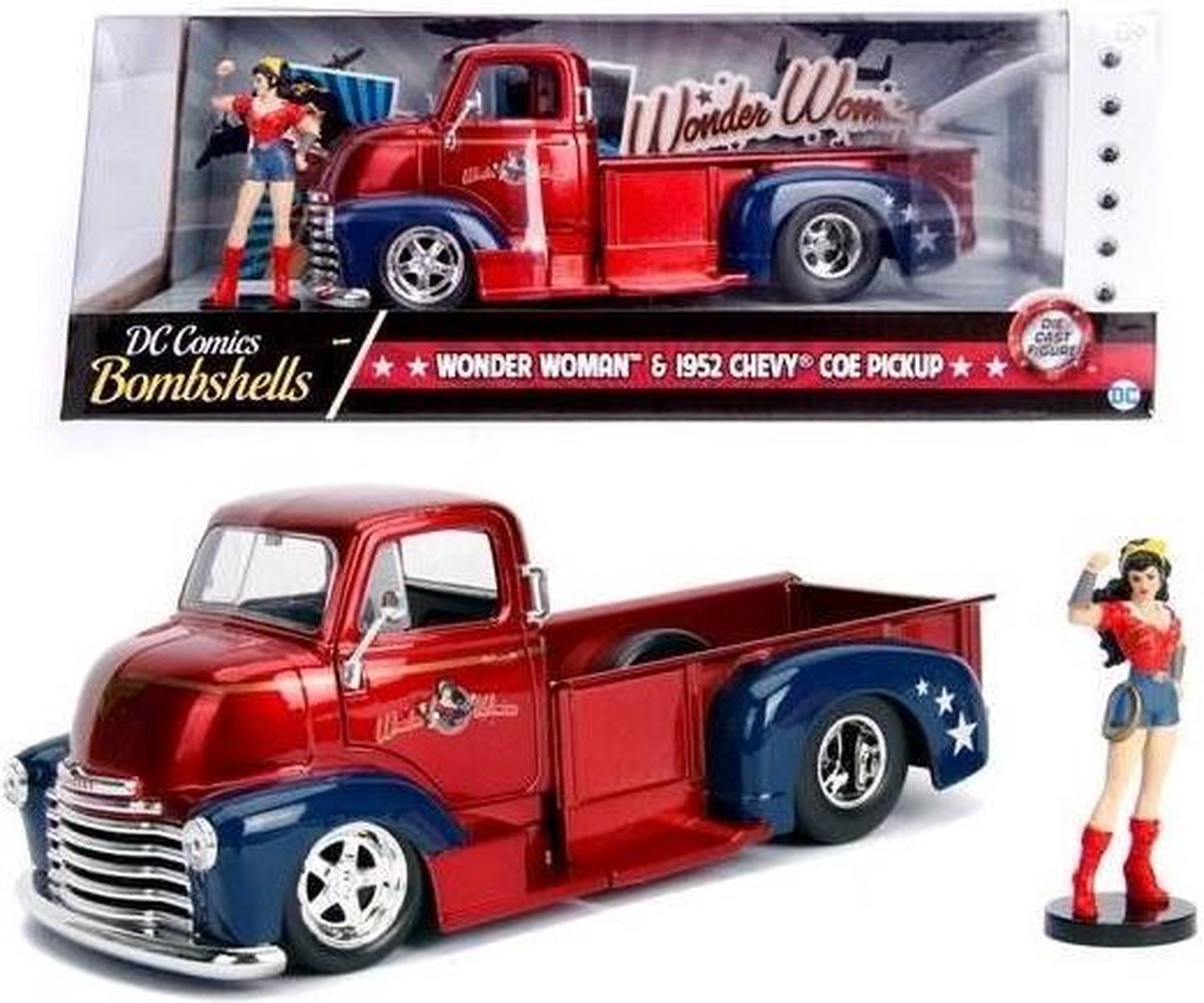 DC Comics Bombshells Wonder Woman 1952 Chevy COE Pickup