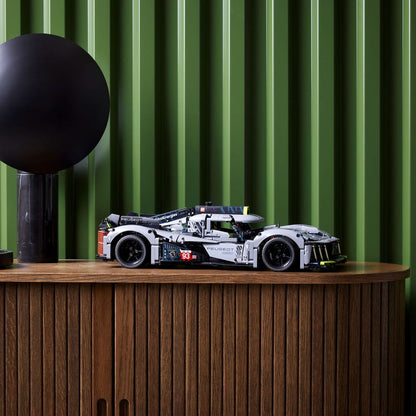 LEGO Technic PEUGEOT 9X8 24H Le Mans Hybrid Hypercar 42156