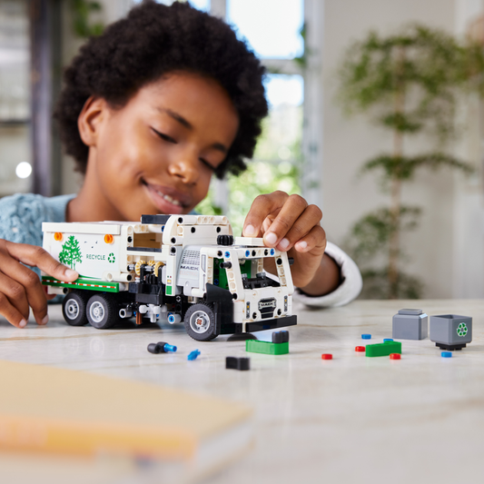LEGO Technic Mack LR Electric Garbage Truck 42167