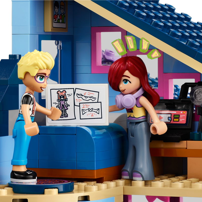 LEGO Olly and Paisley's Family Houses 42620