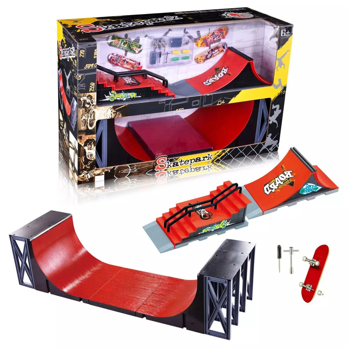 Simba Giant Skatepark Gift Set with Ramp and Half Pipe