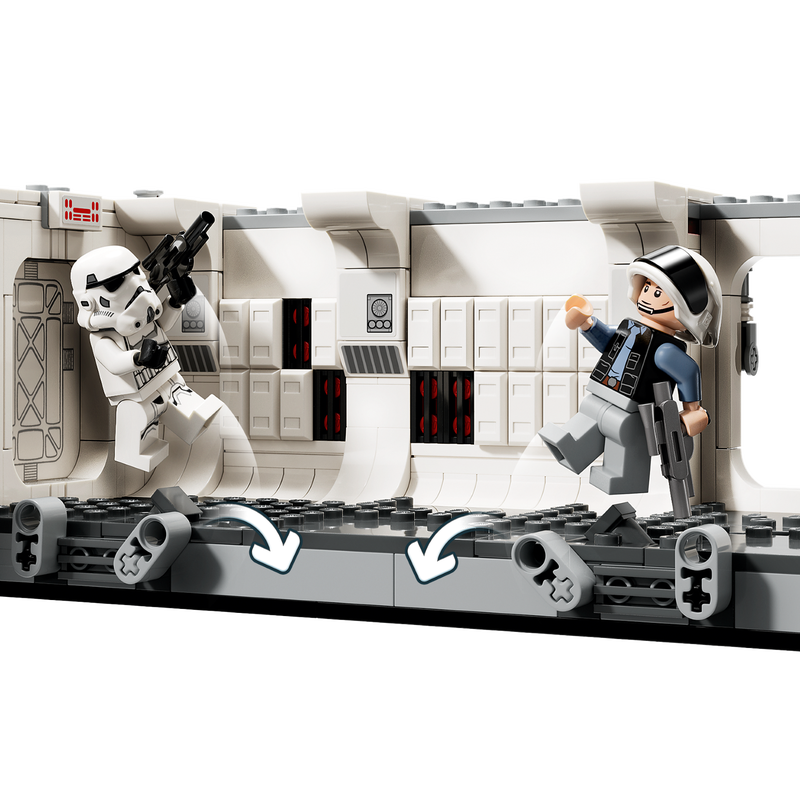 LEGO Star Wars: Boarding the Tantive IV 75387