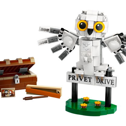 LEGO Harry Potter Hedwig at 4 Privet Drive 76425