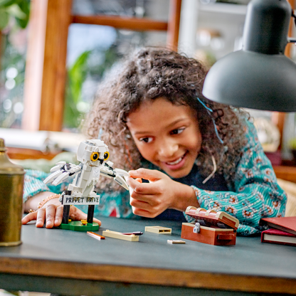 LEGO Harry Potter Hedwig at 4 Privet Drive 76425